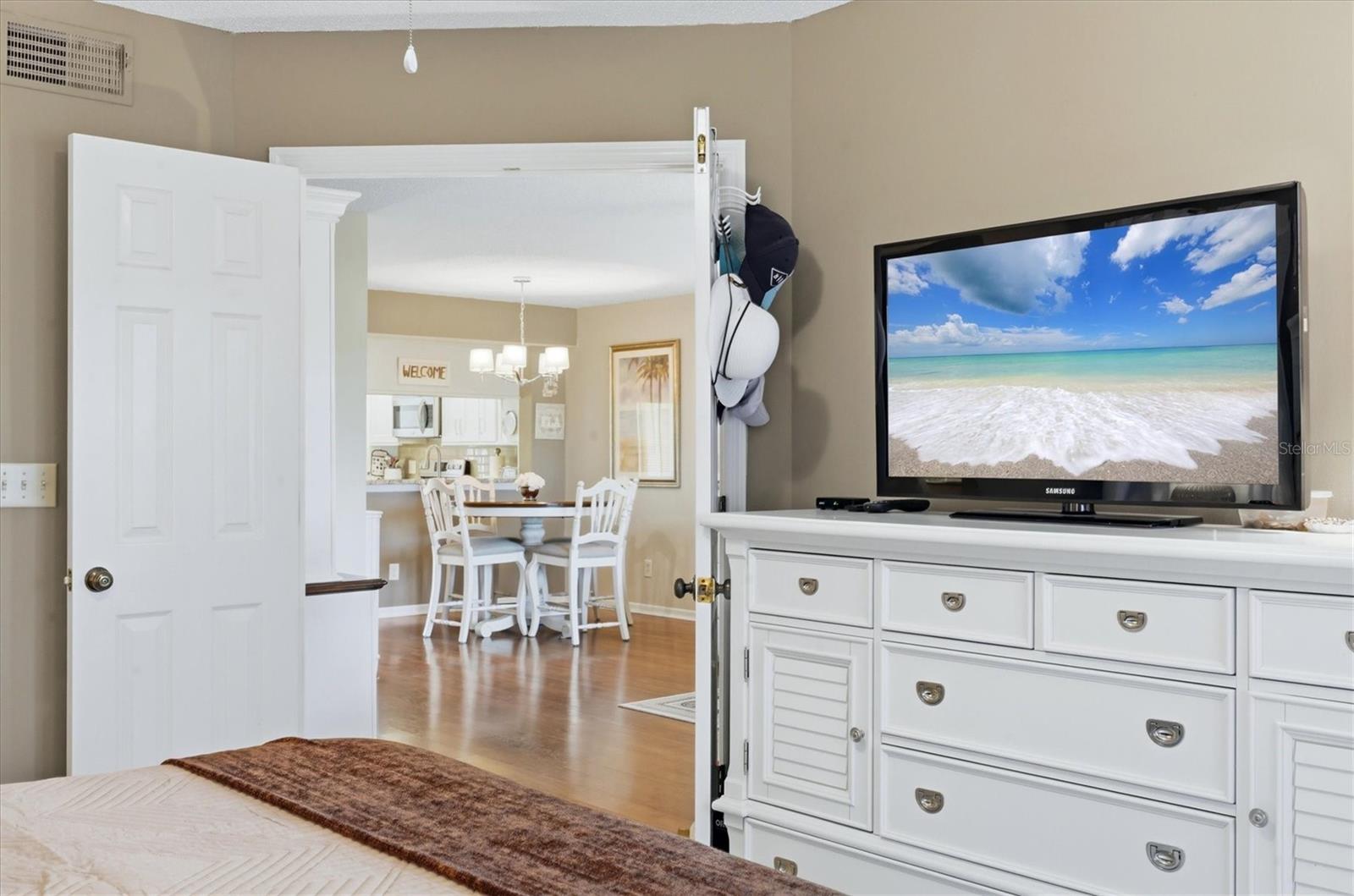 Image 18 of 72 For 433 Cerromar Lane 334