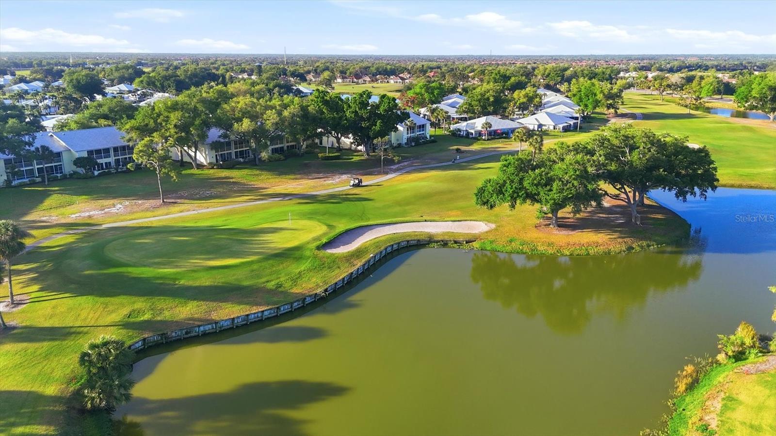 Image 37 of 72 For 433 Cerromar Lane 334