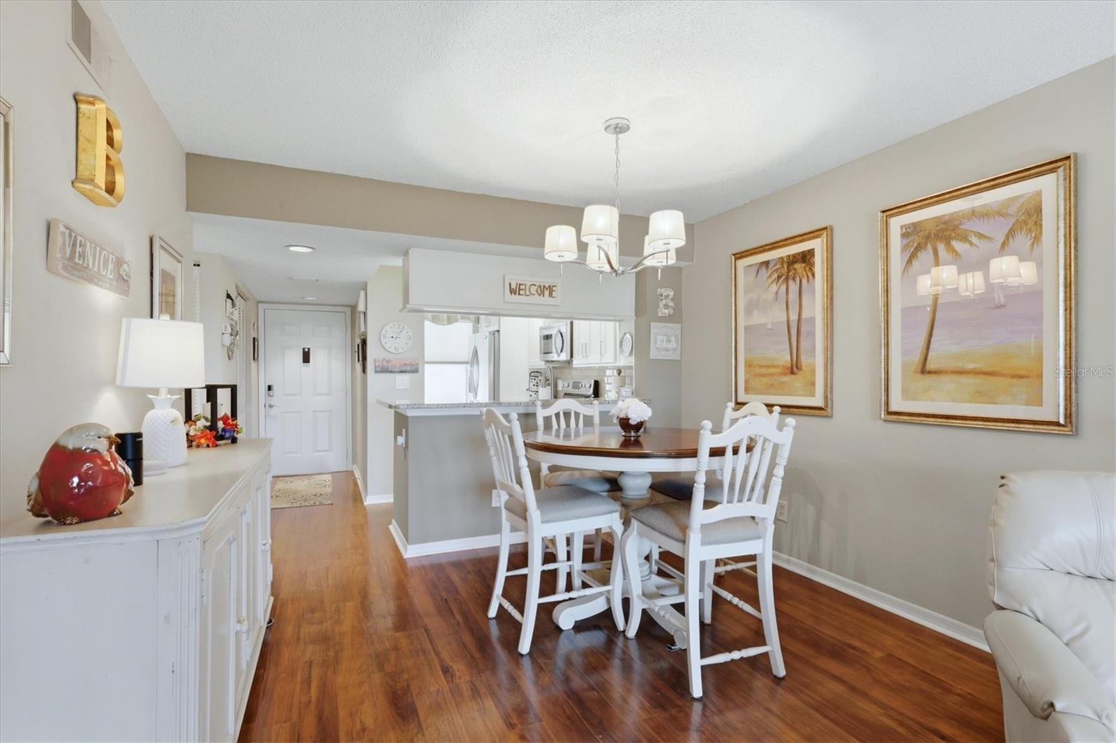 Image 6 of 72 For 433 Cerromar Lane 334