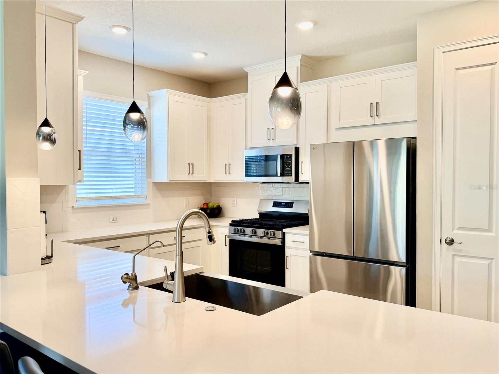 Image 11 of 59 For 6111 Mesa Glen