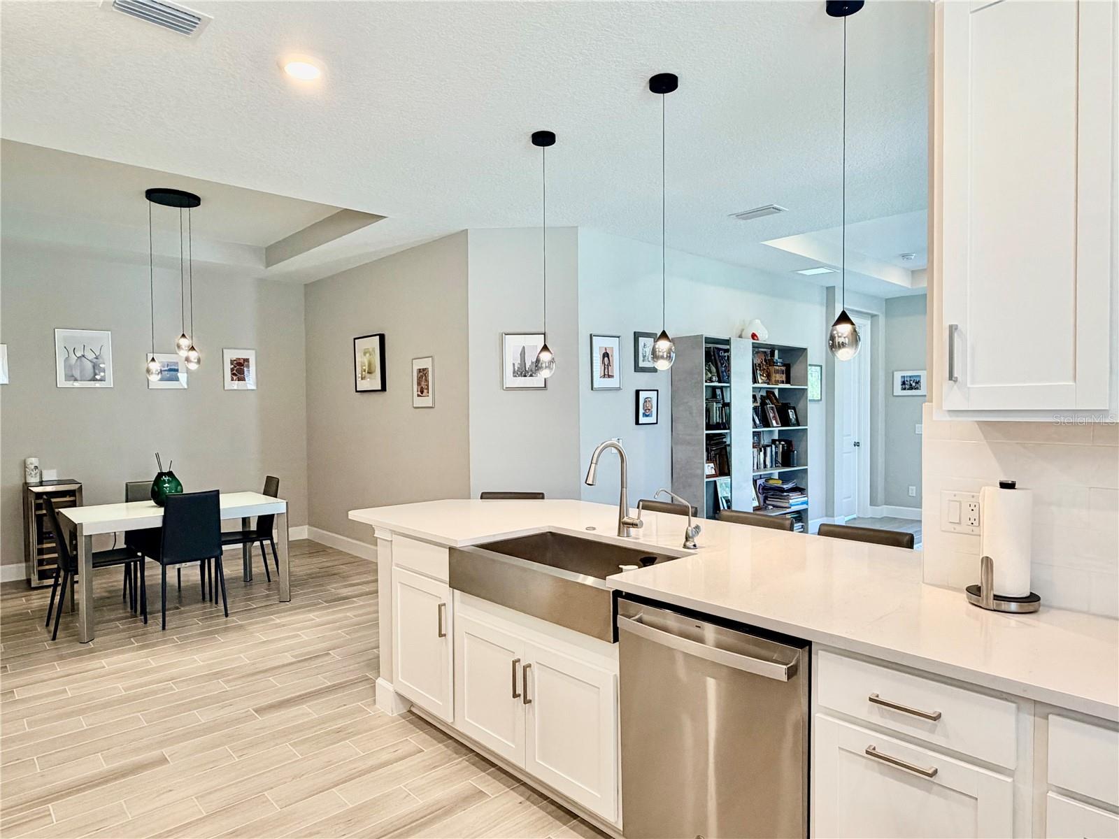 Image 15 of 59 For 6111 Mesa Glen