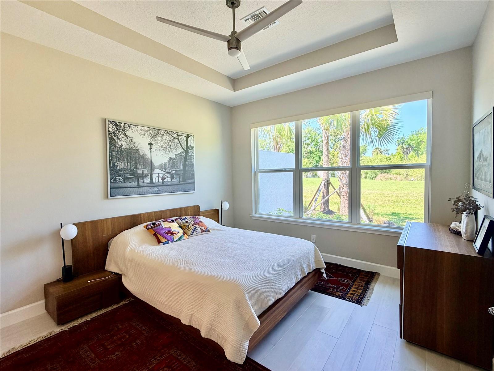 Image 19 of 59 For 6111 Mesa Glen