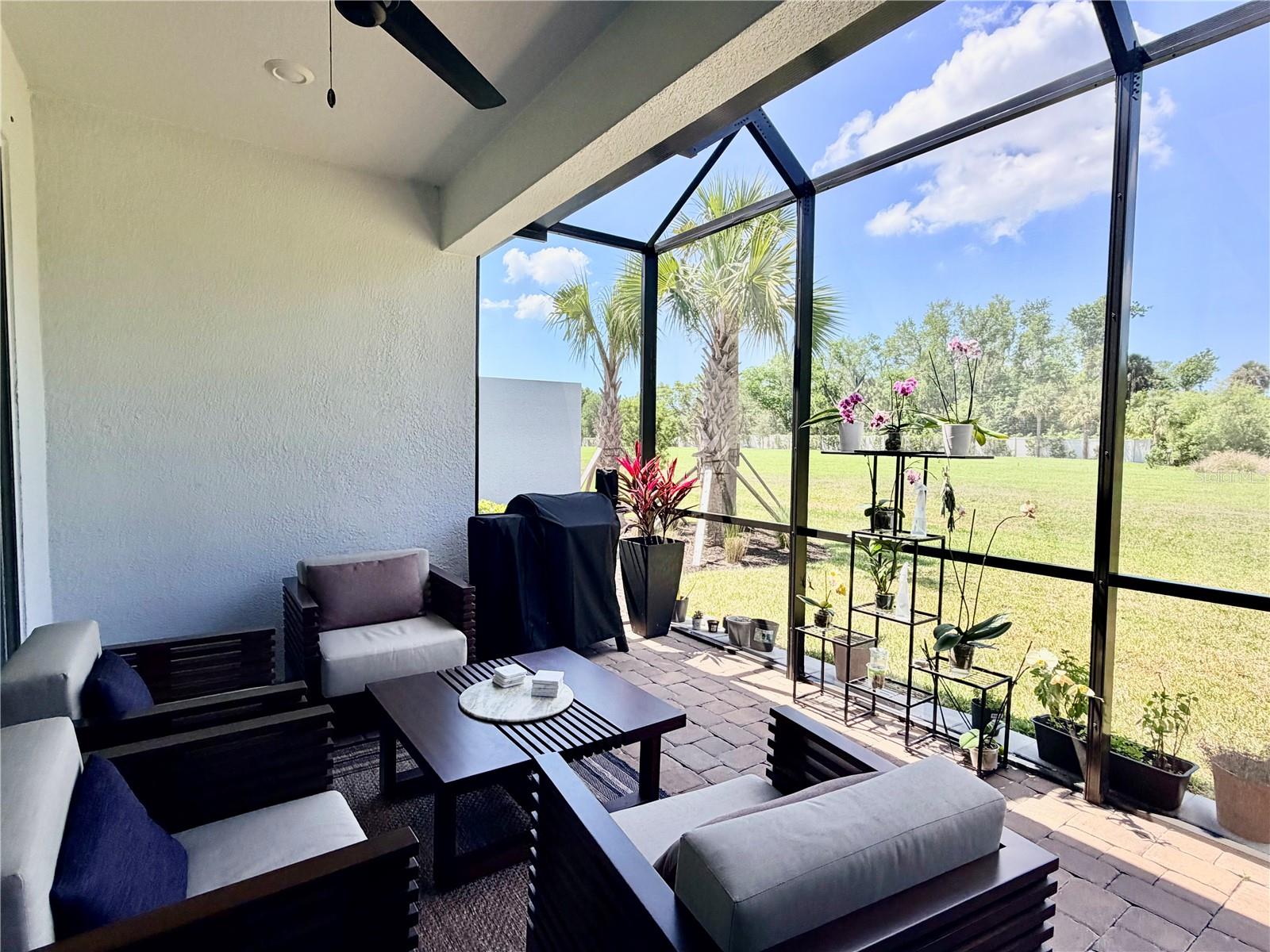 Image 37 of 59 For 6111 Mesa Glen