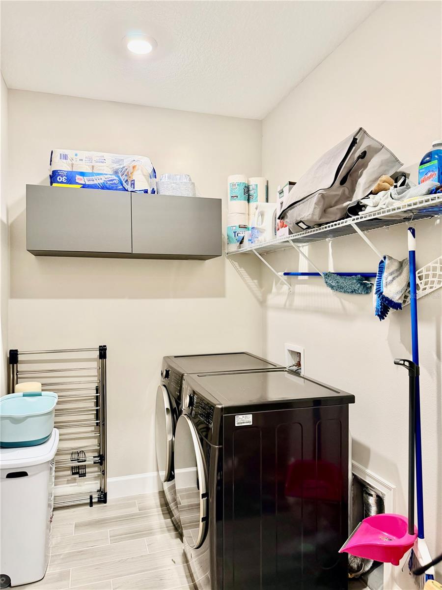 Image 39 of 59 For 6111 Mesa Glen