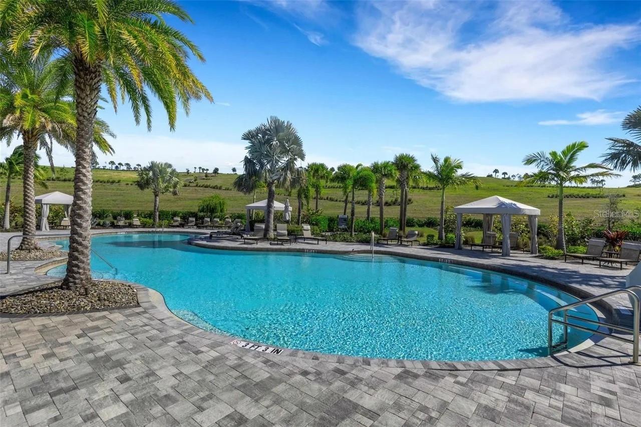 Image 42 of 59 For 6111 Mesa Glen