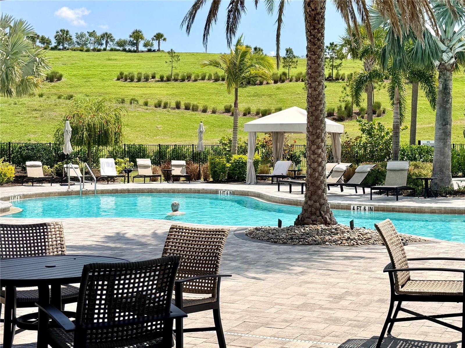 Image 44 of 59 For 6111 Mesa Glen