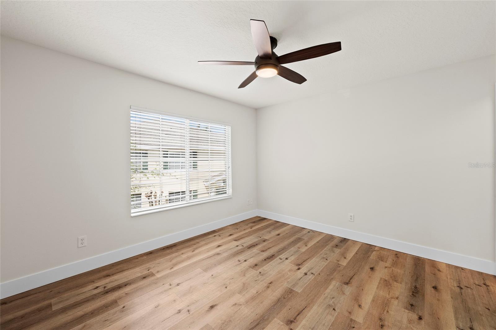 Image 12 of 26 For 257 Cape Harbour Loop 101