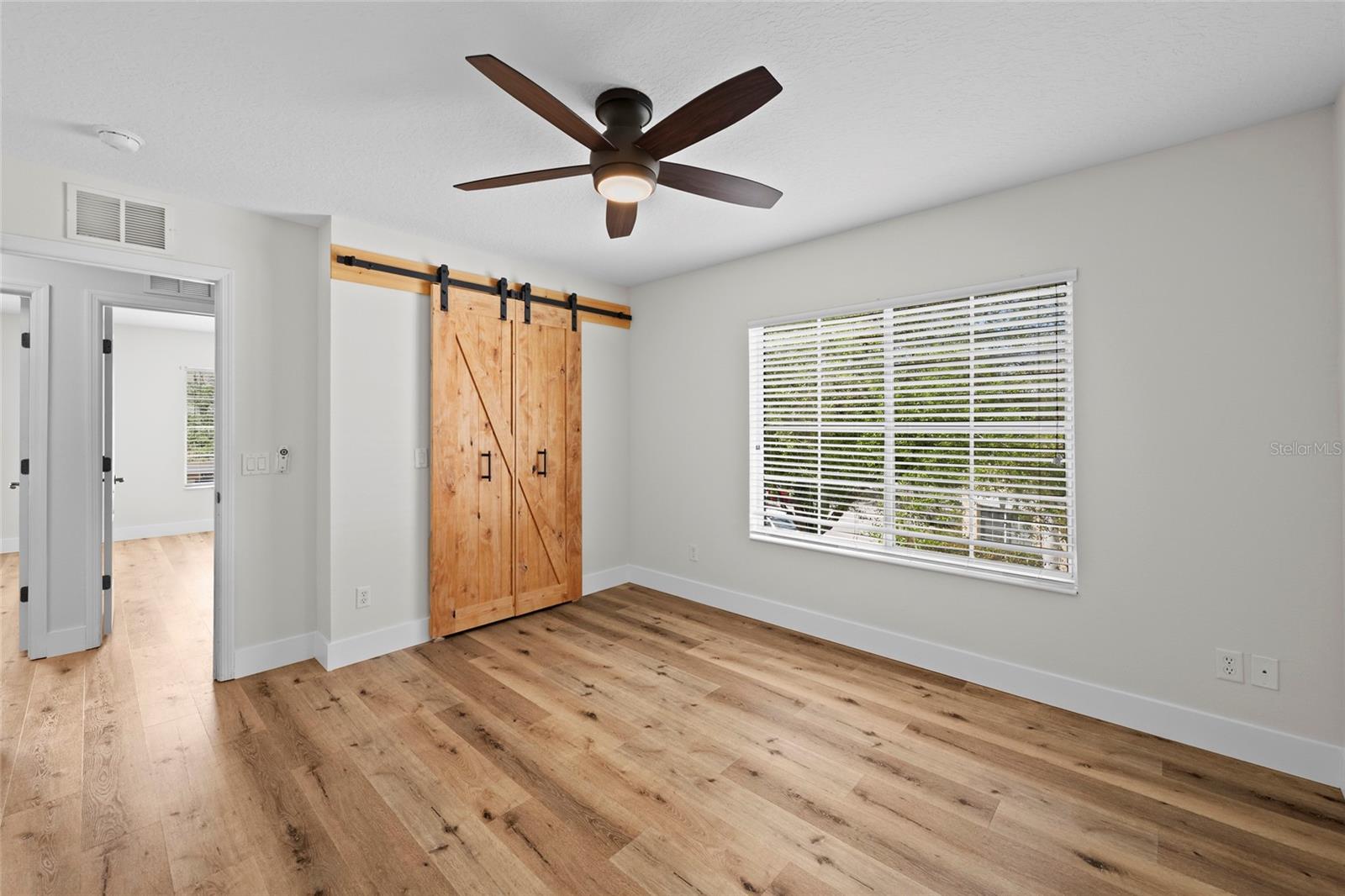 Image 13 of 26 For 257 Cape Harbour Loop 101