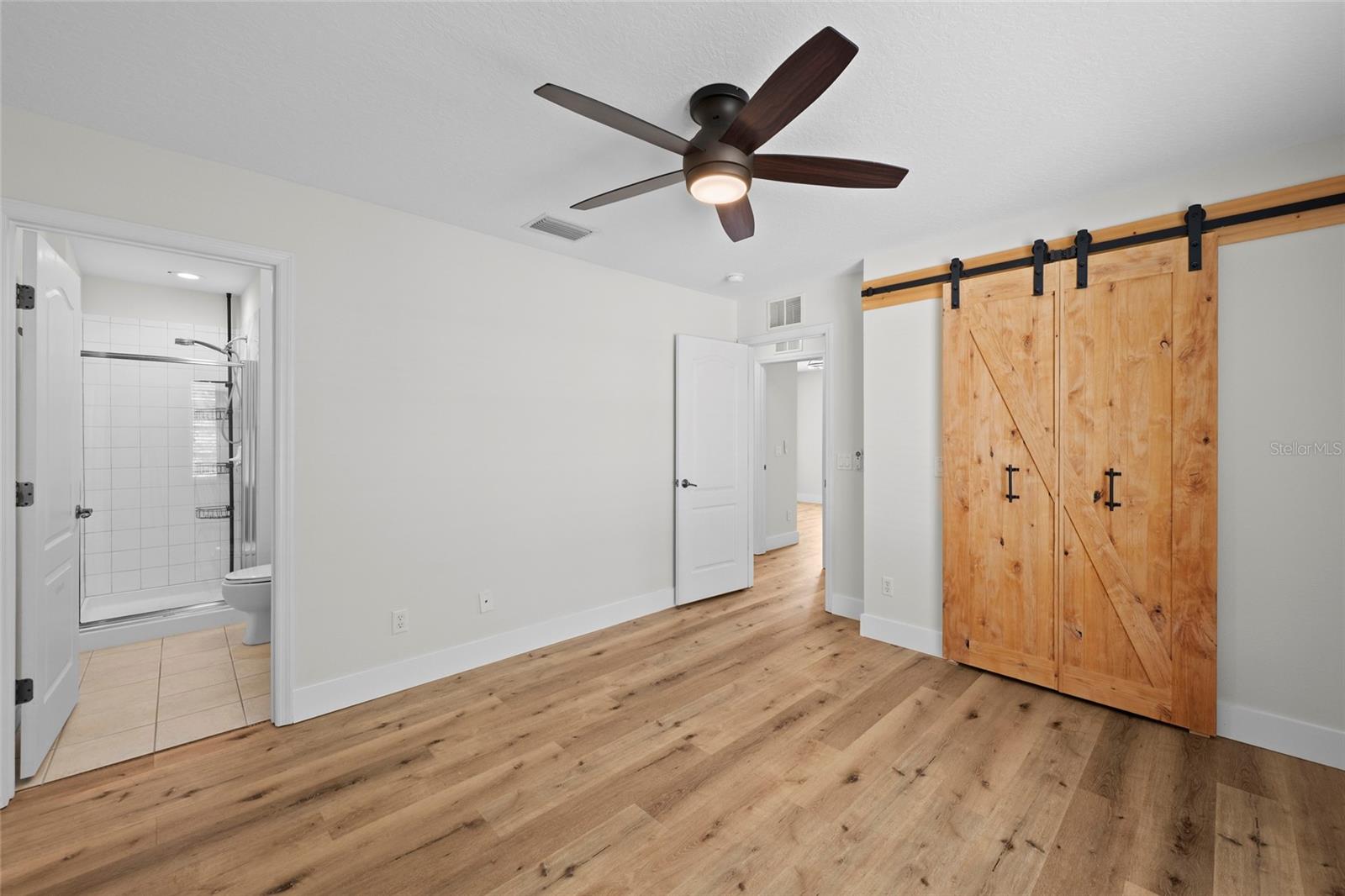 Image 14 of 26 For 257 Cape Harbour Loop 101