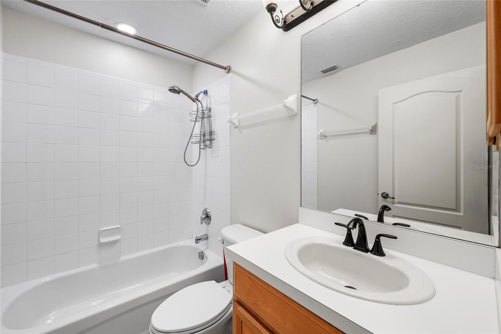 Image 18 of 26 For 257 Cape Harbour Loop 101