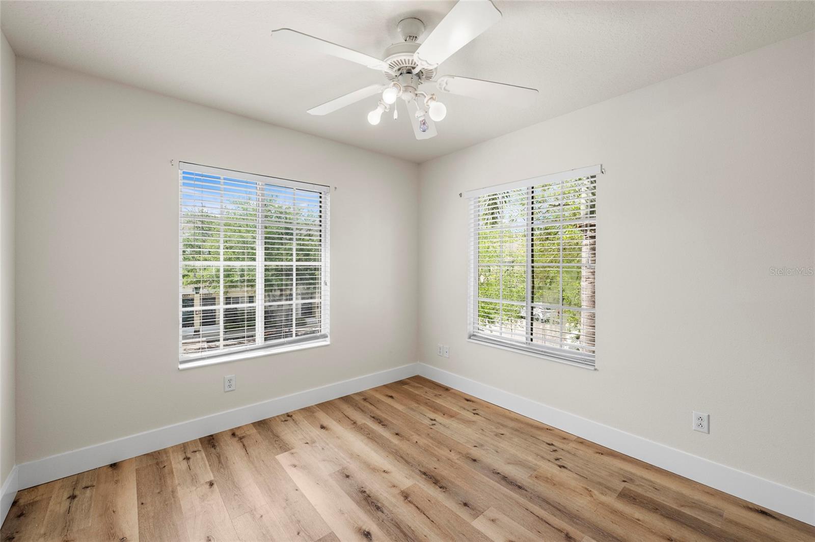 Image 19 of 26 For 257 Cape Harbour Loop 101