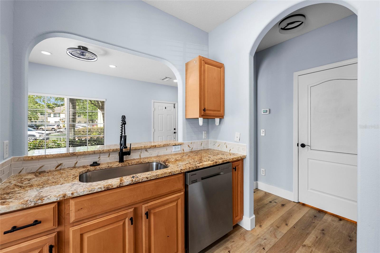 Image 7 of 26 For 257 Cape Harbour Loop 101