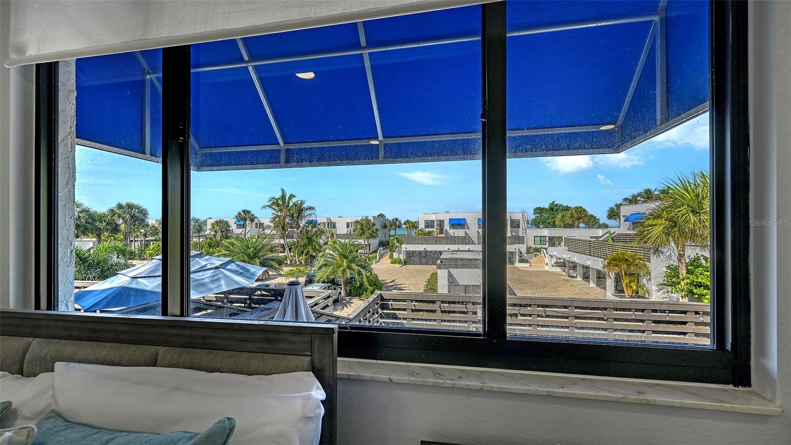 Image 22 of 77 For 706 Bayport Way 706