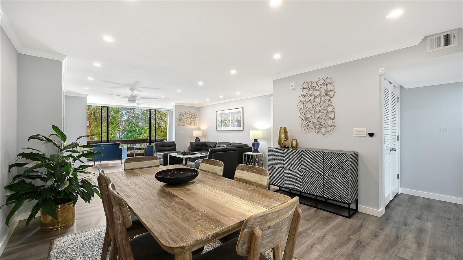 Image 4 of 77 For 706 Bayport Way 706