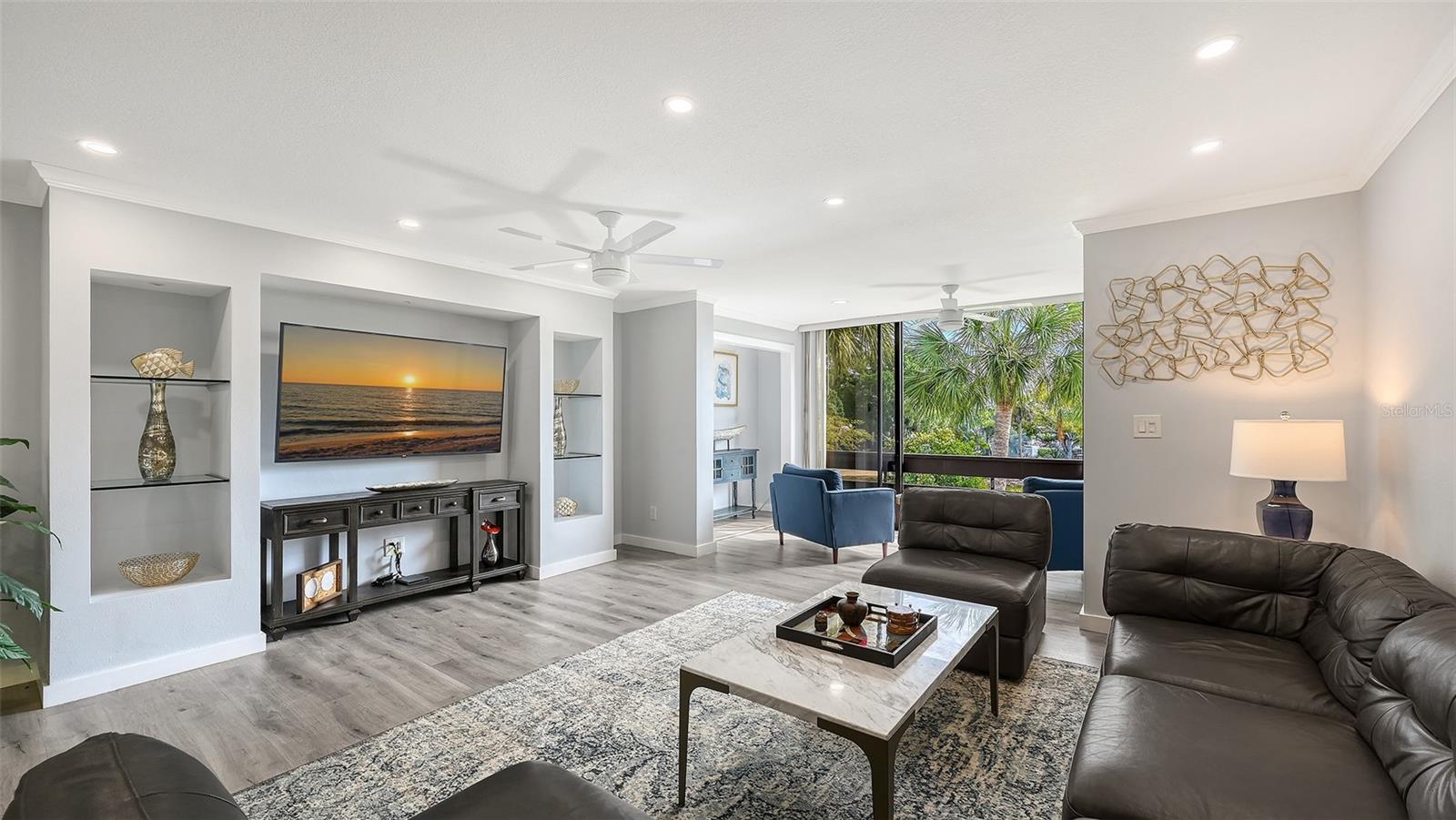 Image 6 of 77 For 706 Bayport Way 706