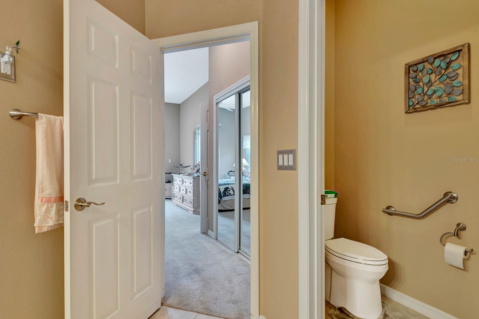 Image 24 of 75 For 6835 Winslow Street