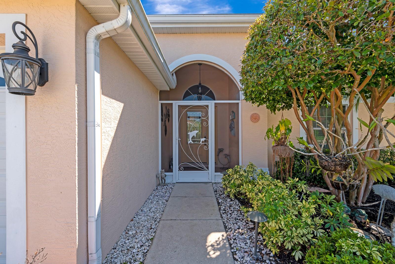 Image 4 of 75 For 6835 Winslow Street