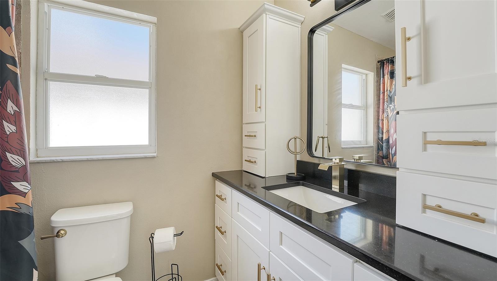 Image 17 of 48 For 12069 Winding Woods Way