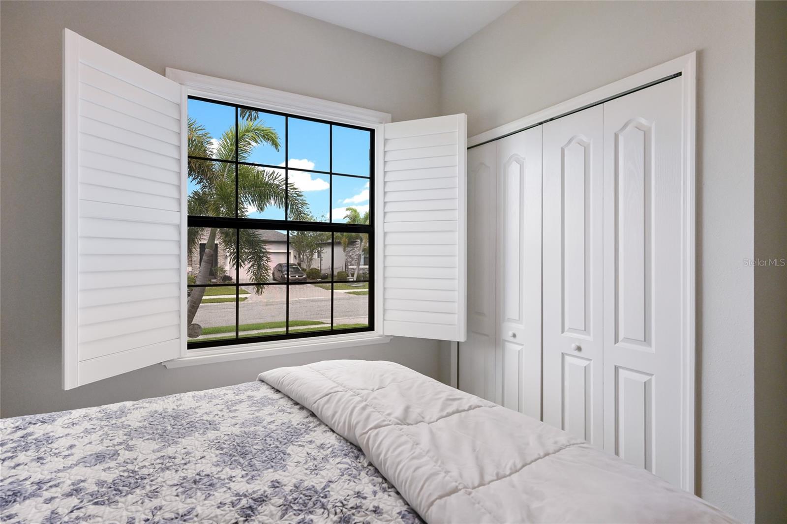 Image 16 of 40 For 7516 38th Dr E