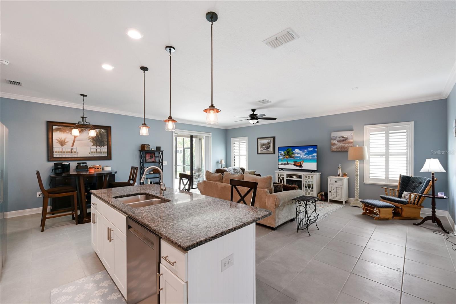 Image 26 of 40 For 7516 38th Dr E