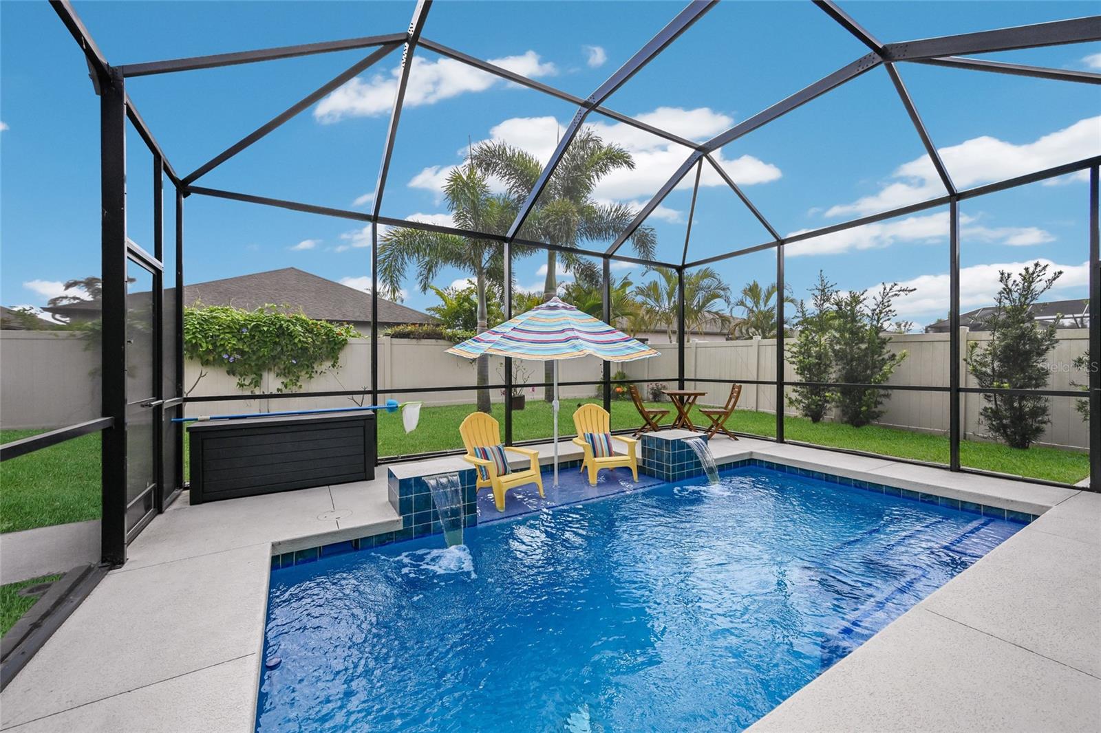 Image 4 of 40 For 7516 38th Dr E