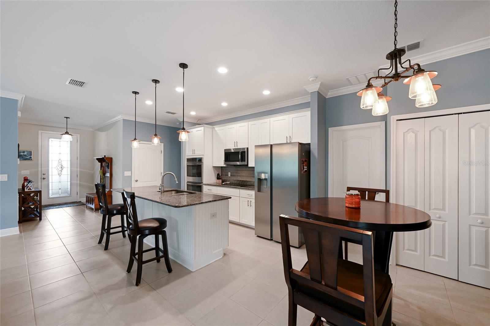 Image 6 of 40 For 7516 38th Dr E