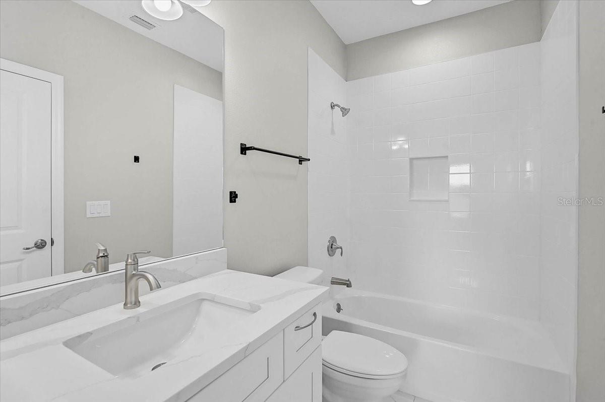 Image 37 of 60 For 5786 Inkberry Circle