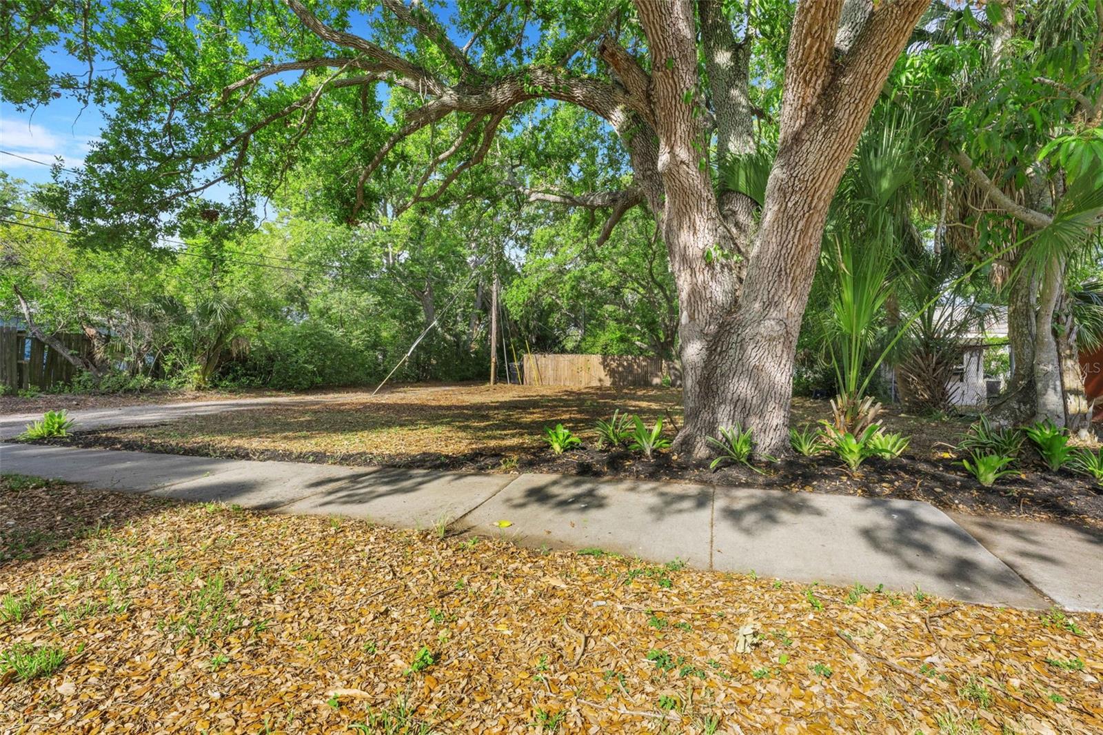 Image 12 of 40 For 2715 5th Street S