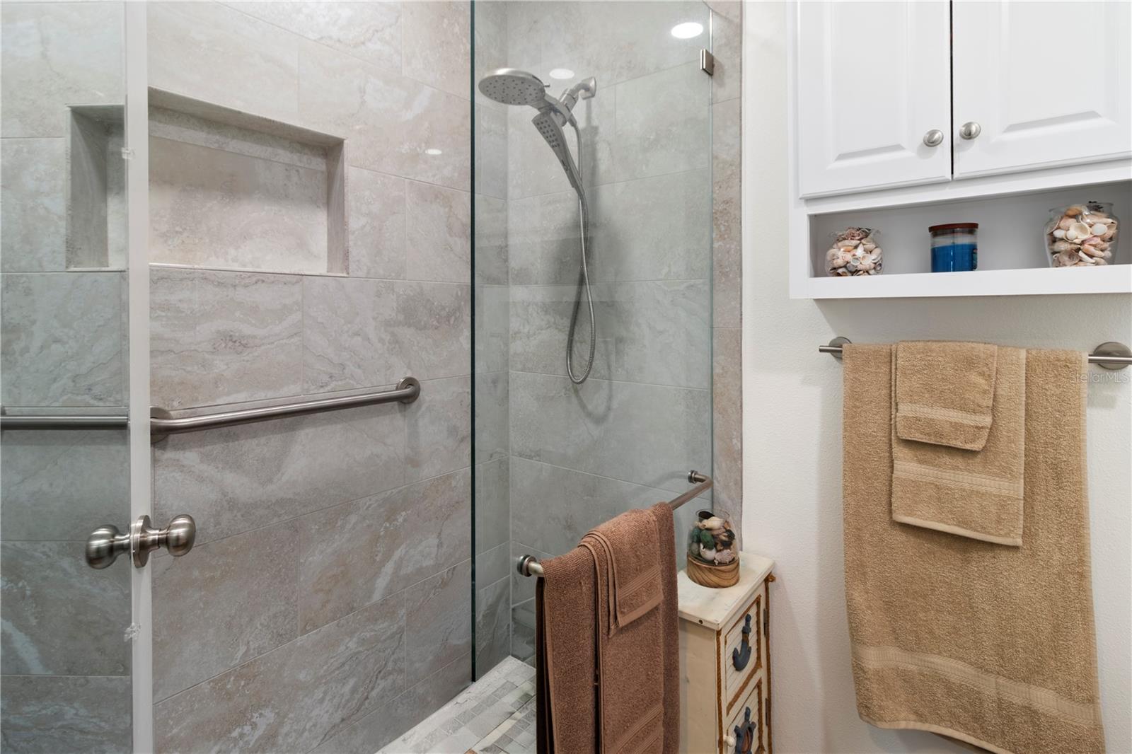 Image 22 of 44 For 3802 42nd Street Court W 31