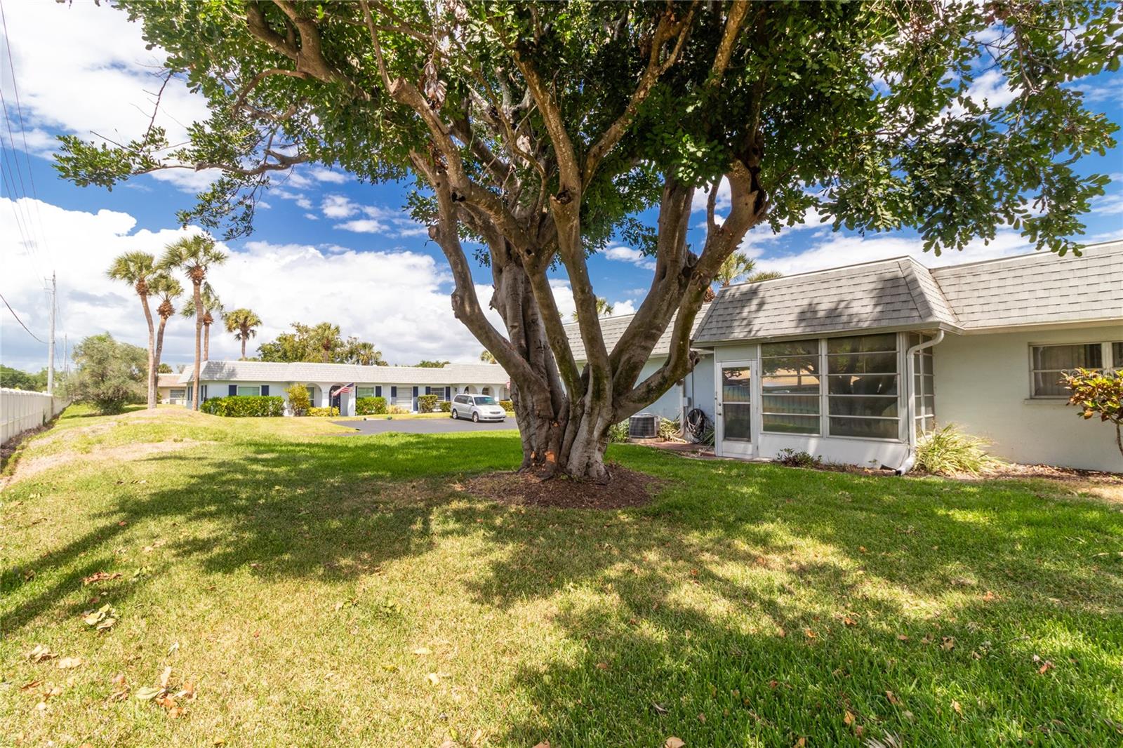 Image 31 of 44 For 3802 42nd Street Court W 31