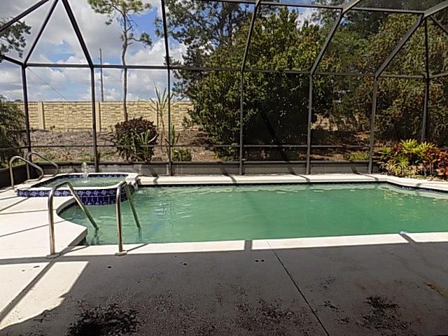 Image 13 of 25 For 12507 Rockrose Glen