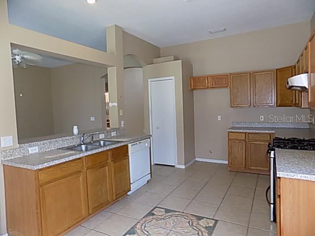 Image 15 of 25 For 12507 Rockrose Glen