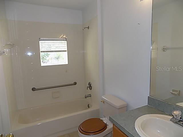 Image 22 of 25 For 12507 Rockrose Glen