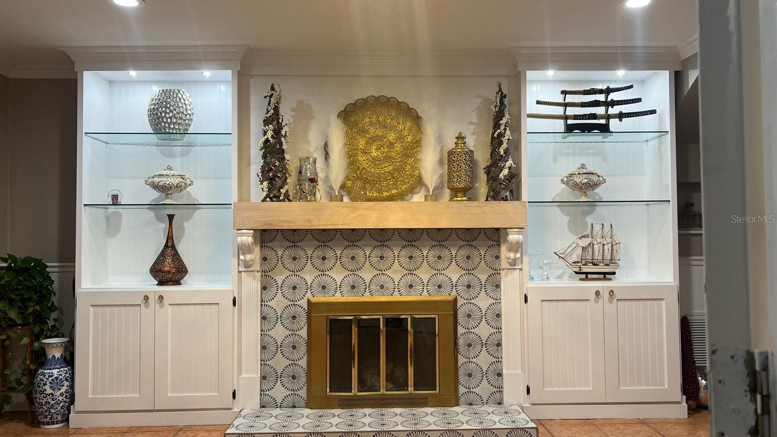 Image 72 of 100 For 1761 Siesta Dr & 1760 Wisconsin Ln