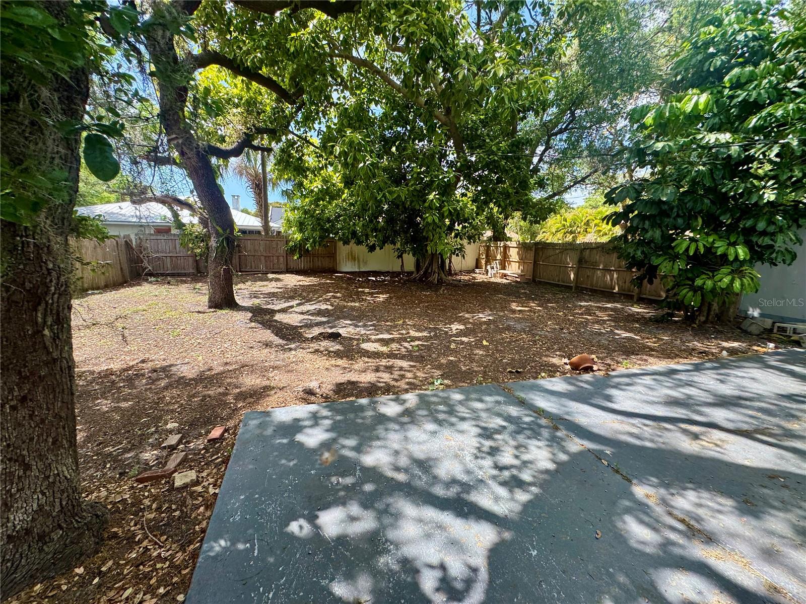 Image 16 of 28 For 2107 Chippawa Place