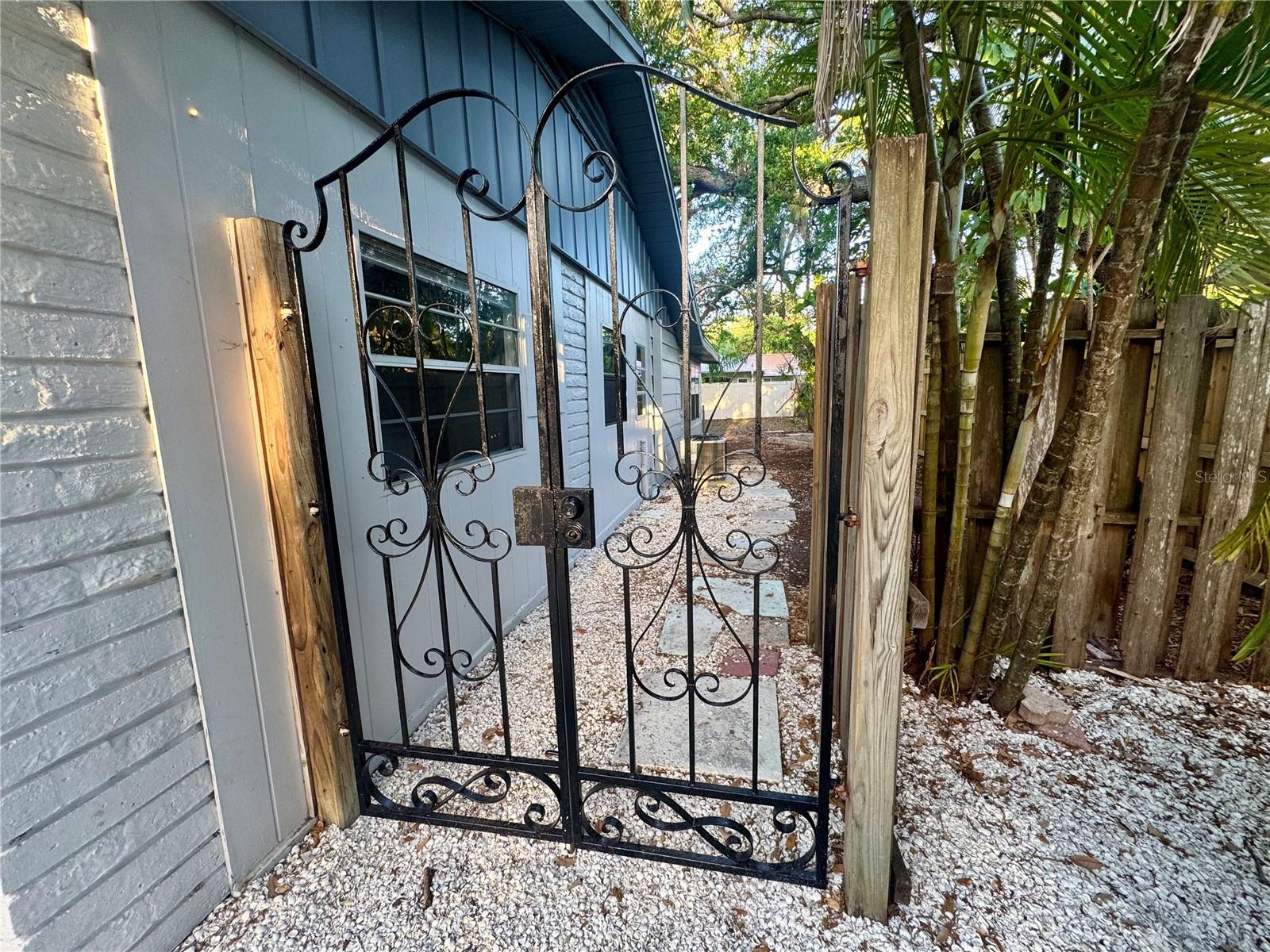 Image 18 of 28 For 2107 Chippawa Place