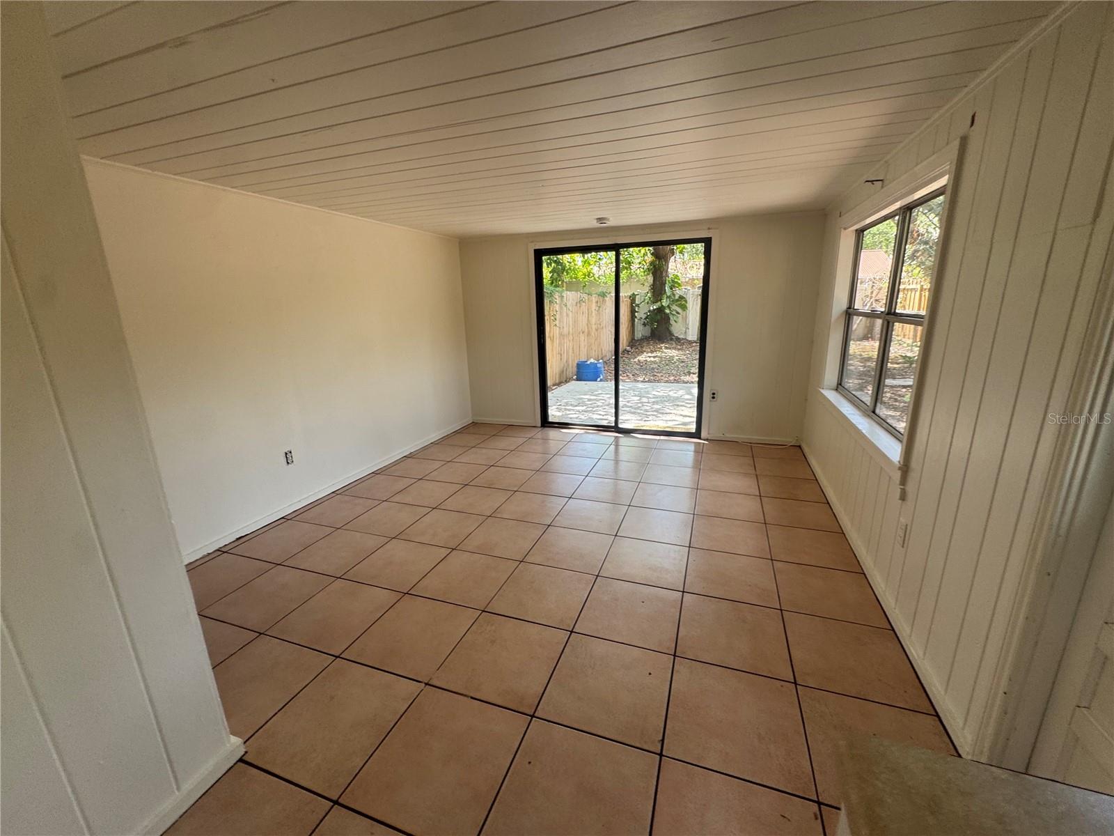 Image 25 of 28 For 2107 Chippawa Place