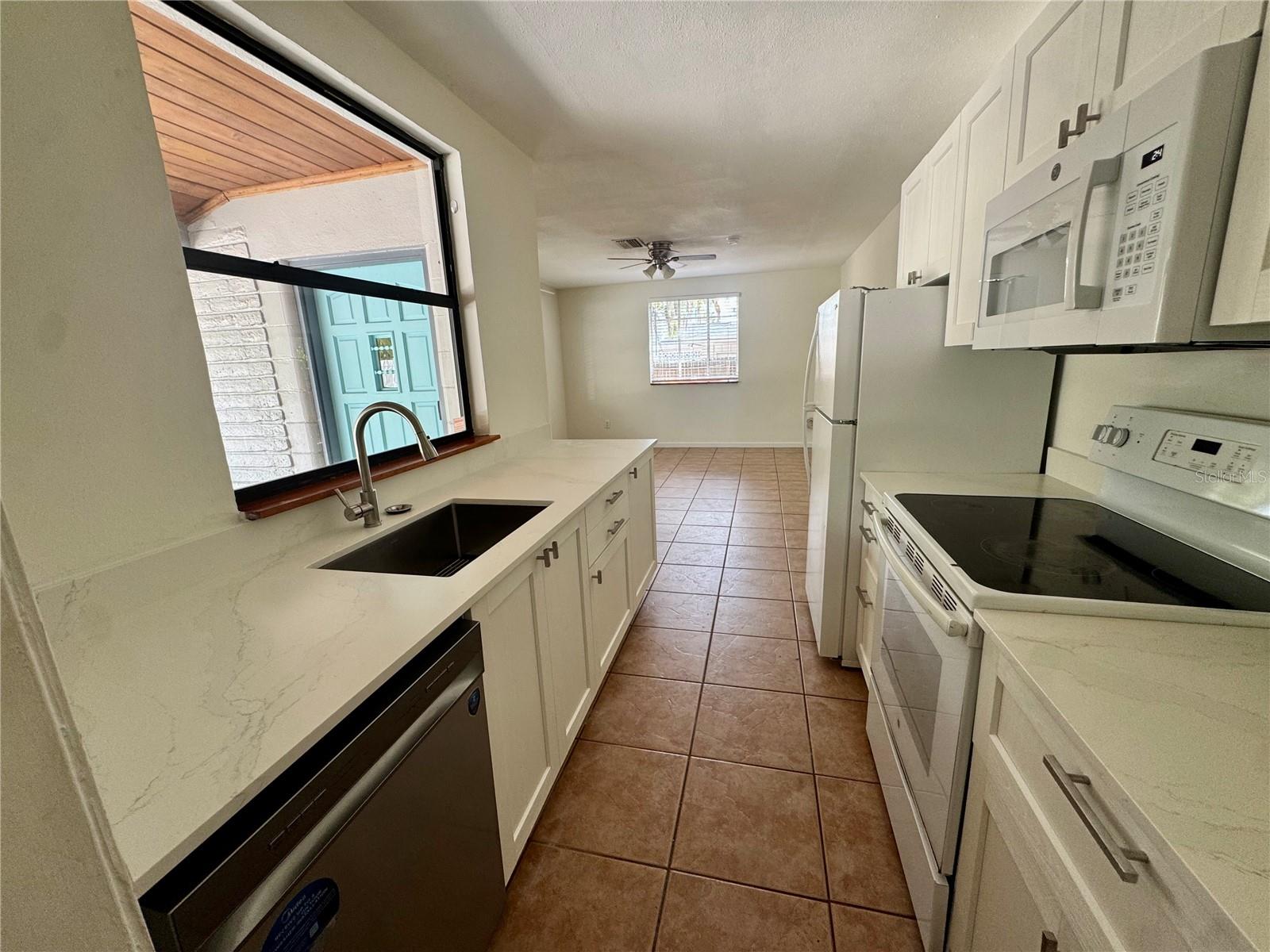 Image 8 of 28 For 2107 Chippawa Place