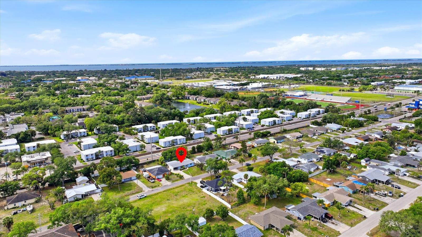 Image 25 of 30 For 2704 52nd Avenue Terrace W