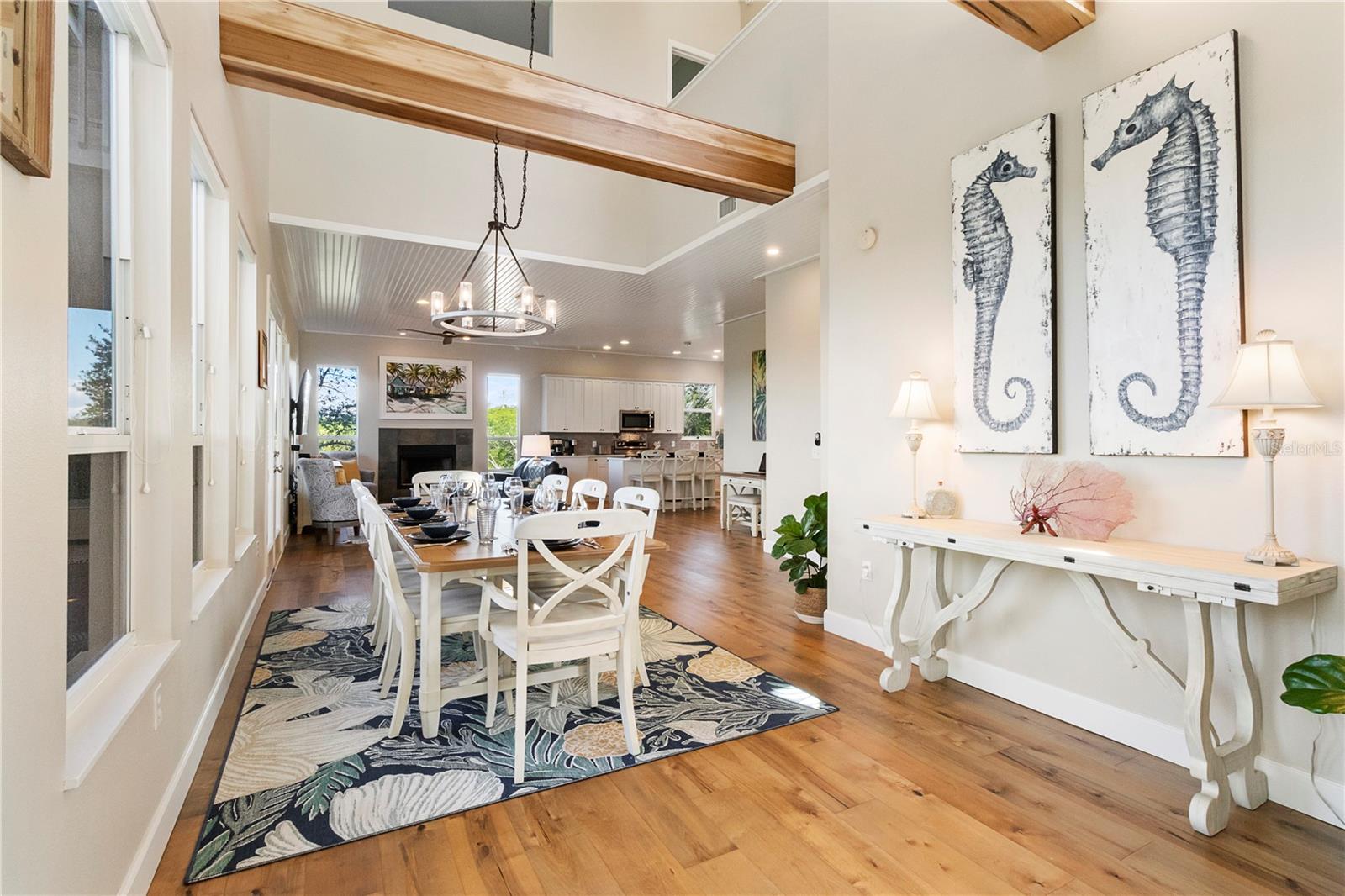 Image 15 of 80 For 7325 Holly Road