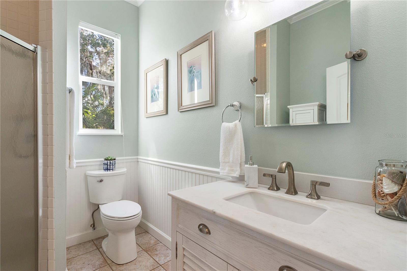 Image 19 of 80 For 7325 Holly Road