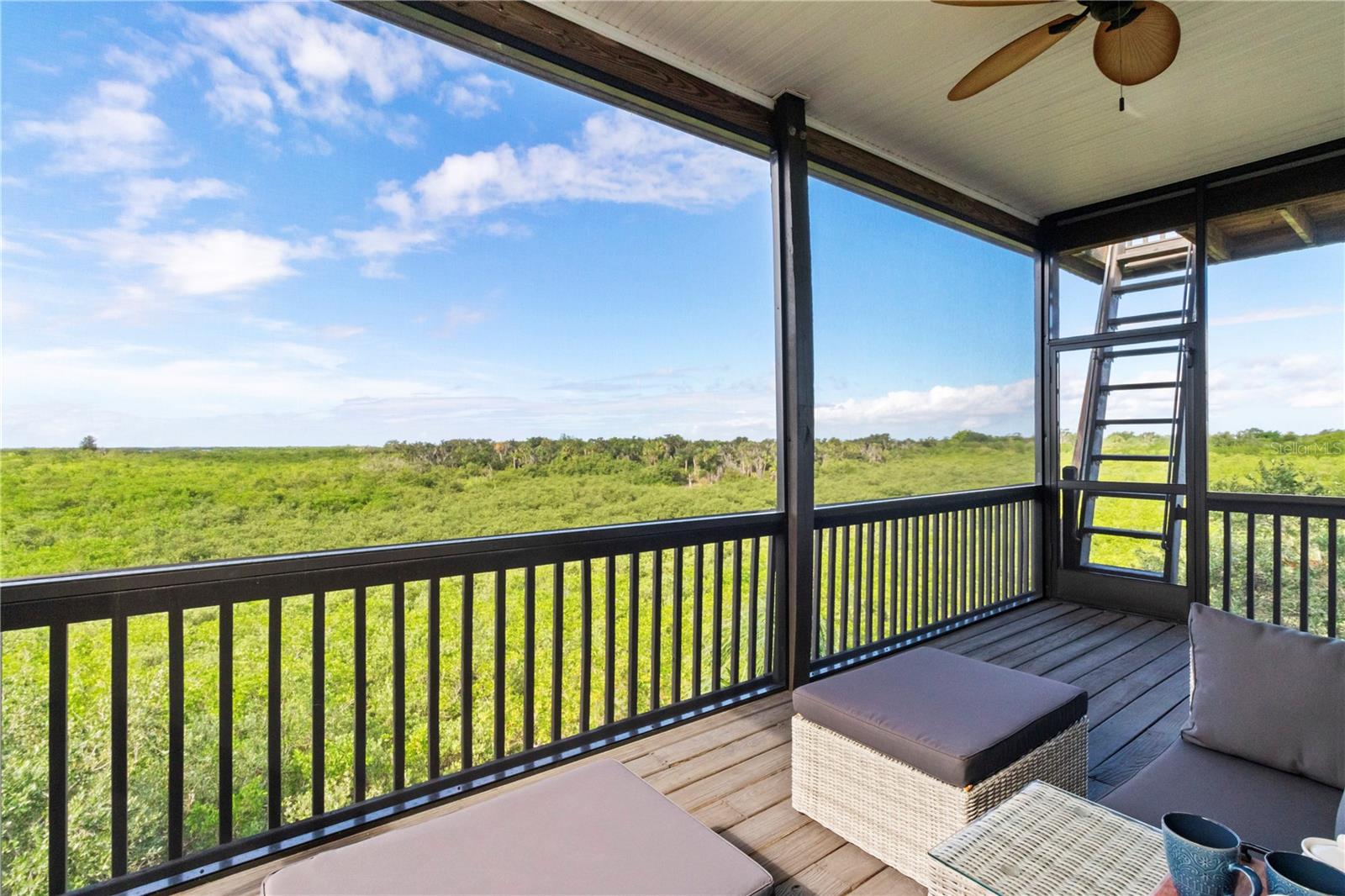 Image 43 of 80 For 7325 Holly Road