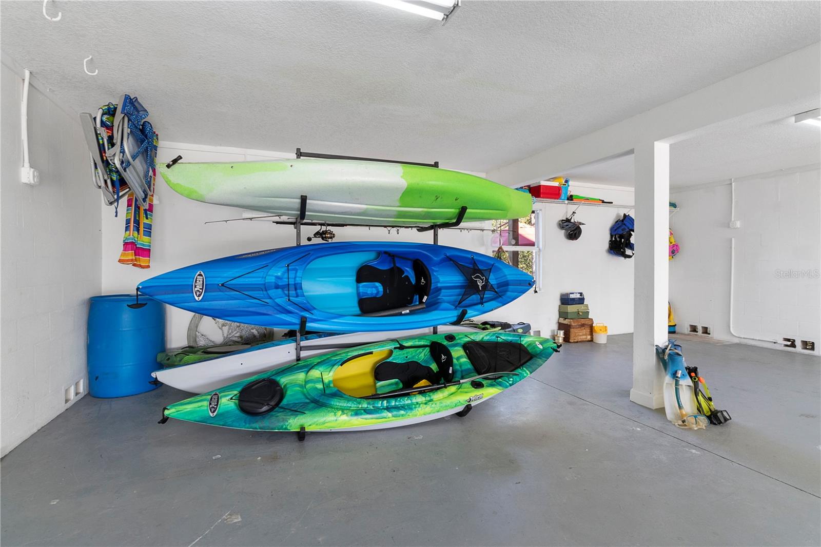 Image 47 of 80 For 7325 Holly Road