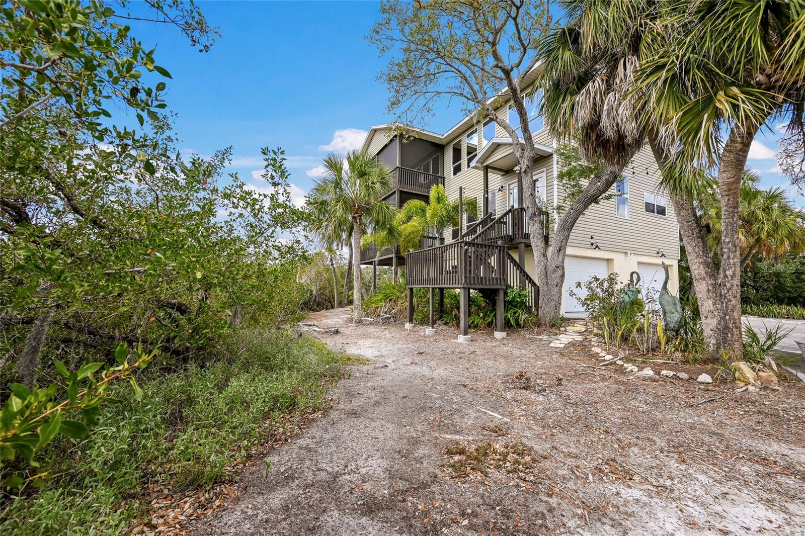 Image 52 of 80 For 7325 Holly Road