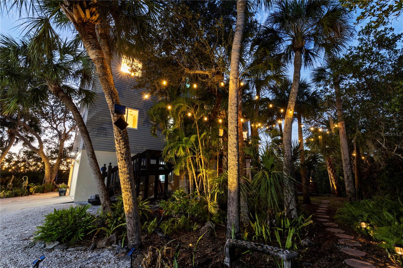 Image 60 of 80 For 7325 Holly Road