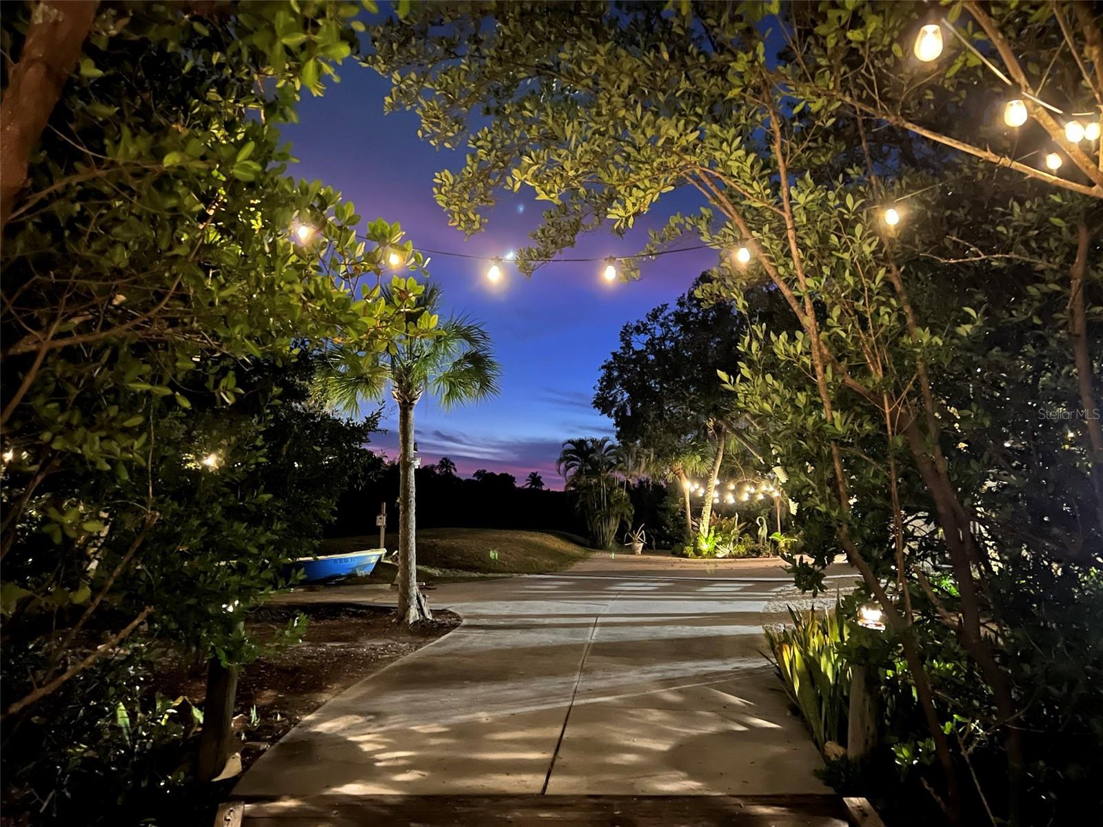 Image 63 of 80 For 7325 Holly Road