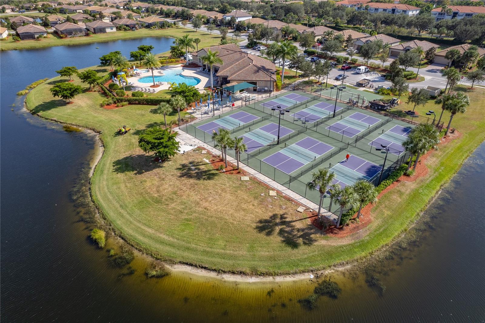 Image 46 of 52 For 8205 Grand Estuary Trail 404