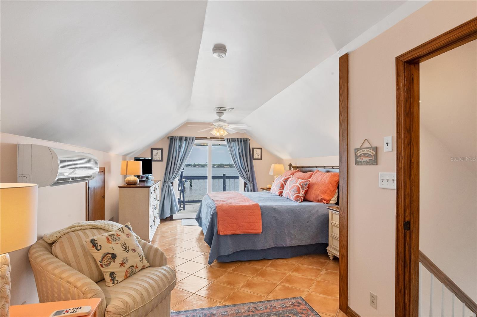 Image 14 of 56 For 1817 4th Street W