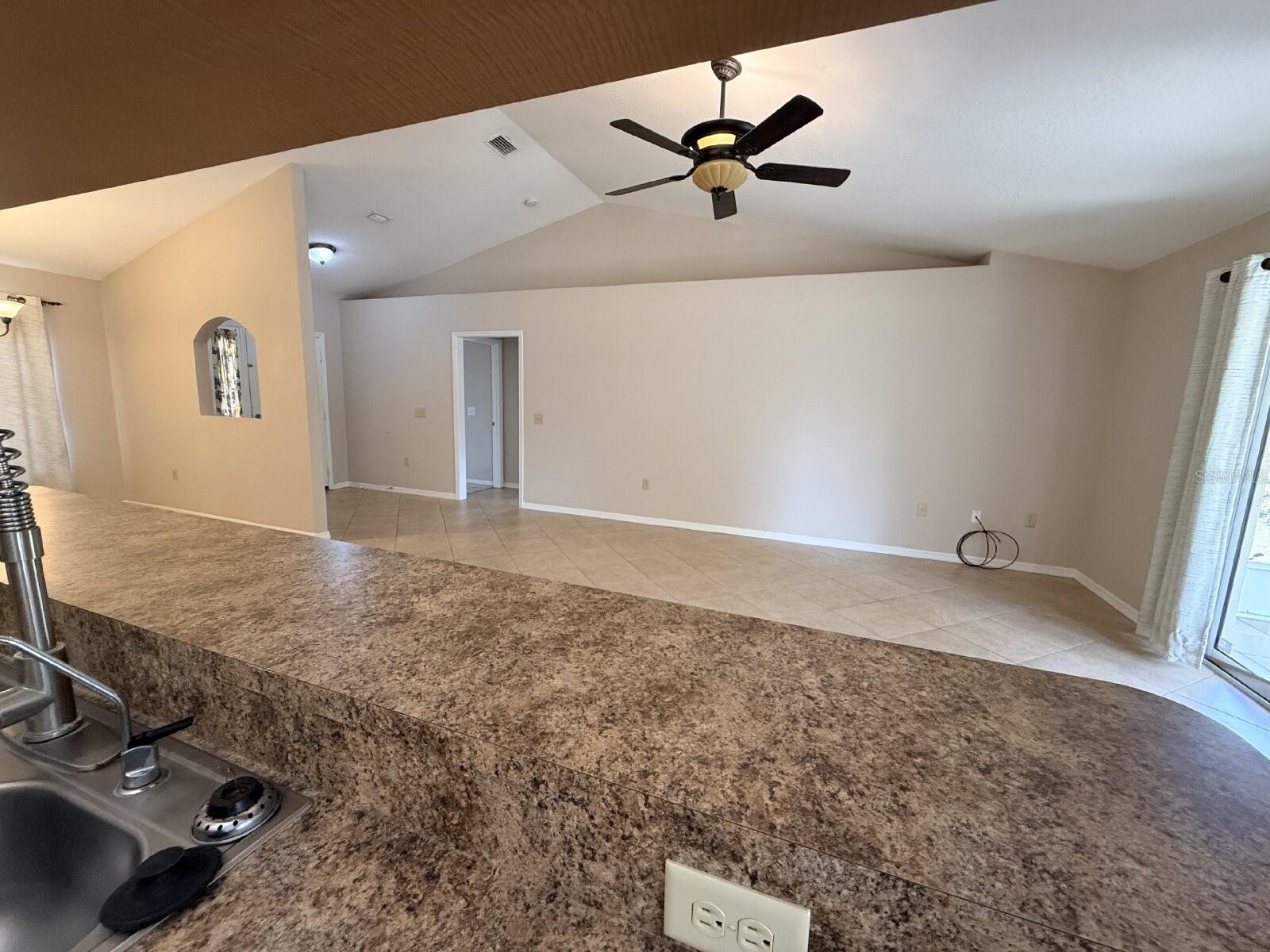 Image 14 of 25 For 2164 Florida Terrace