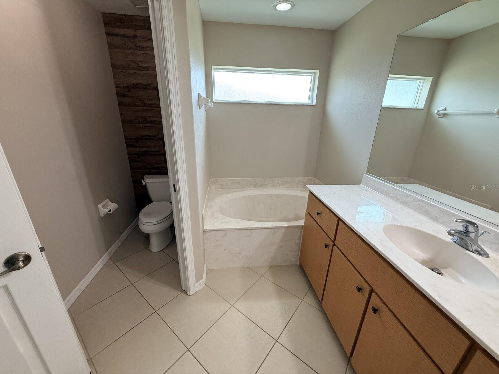 Image 22 of 25 For 2164 Florida Terrace